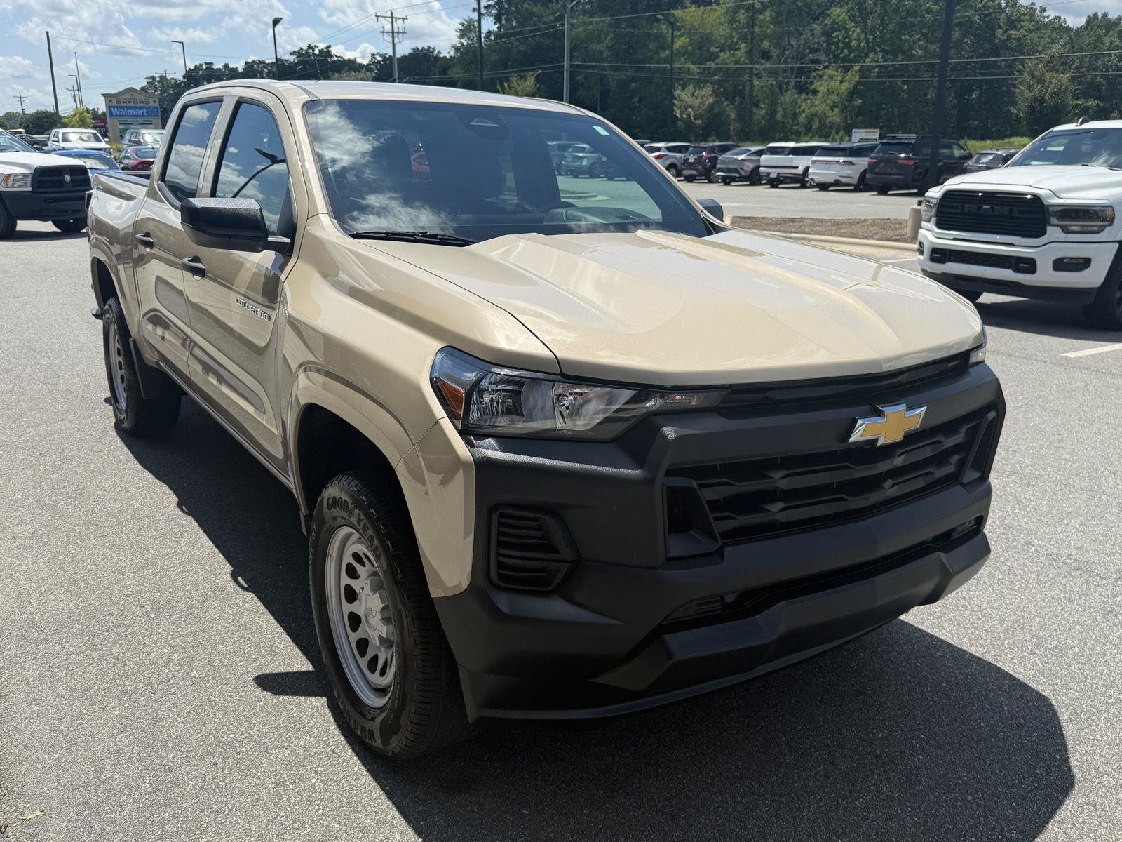 Used 2024 Chevrolet Colorado W/T RWD image 30