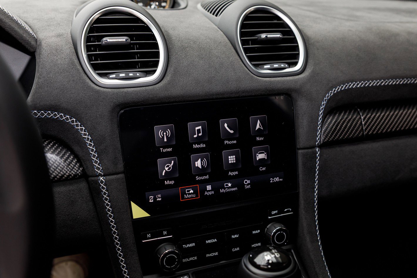 Used 2025 Porsche 718 Cayman GT4 RS image 21