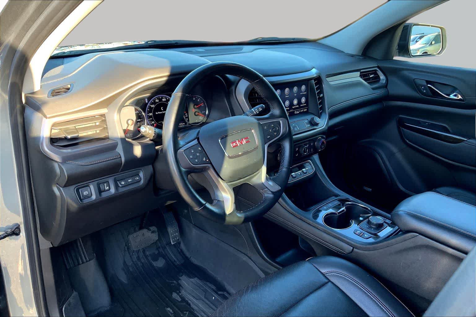 Used 2023 GMC Acadia AT4 w/ Technology Package AWD/4WD image 16
