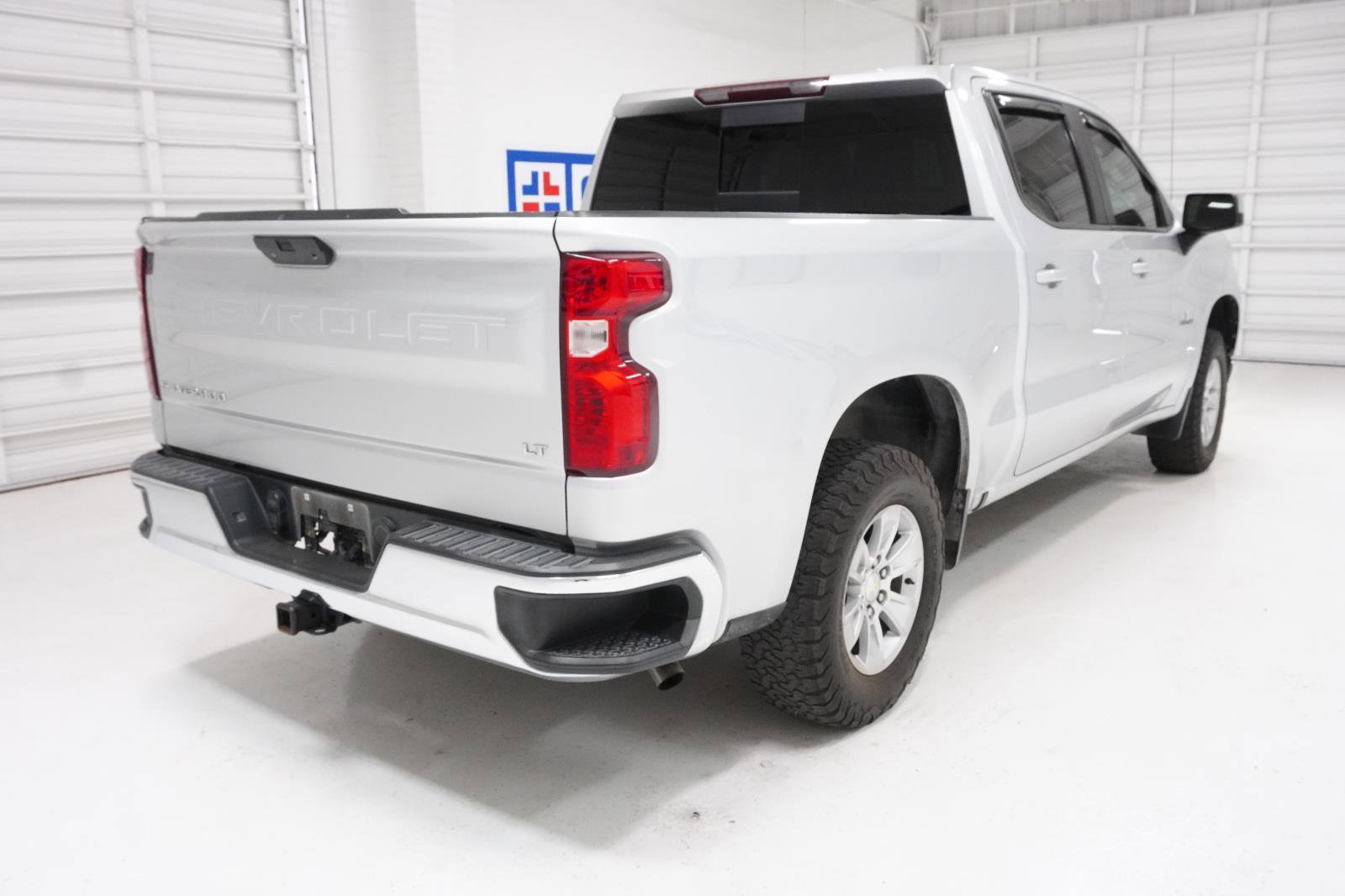 Used 2020 Chevrolet Silverado 1500 LT w/ Texas Edition image 5