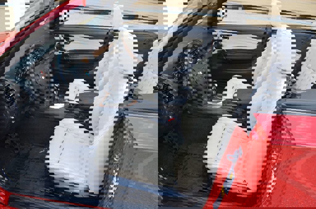 Used 2012 BMW 135i Convertible image 13