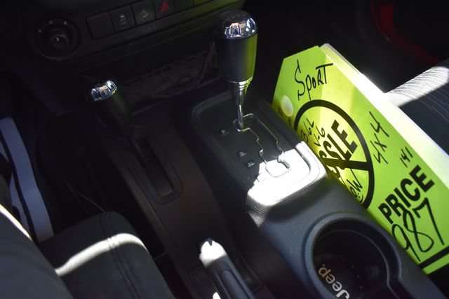 Used 2012 Jeep Wrangler Unlimited Sport AWD/4WD image 26