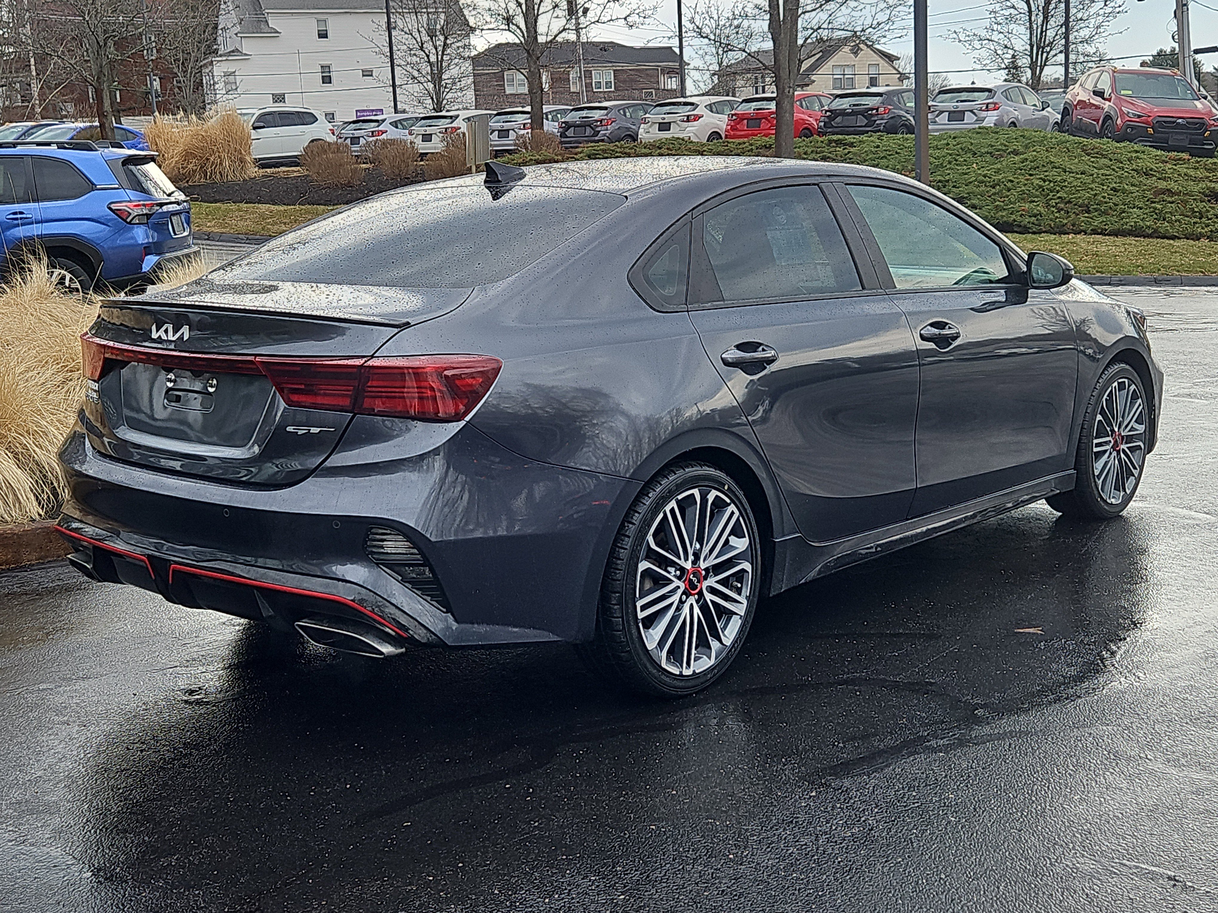 Used 2023 Kia Forte GT image 2