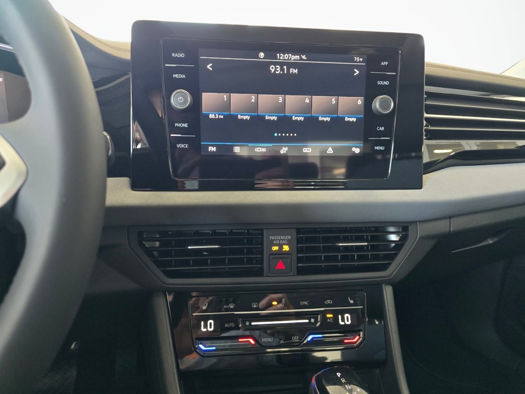 New 2026 Volkswagen Jetta SE FWD image 26