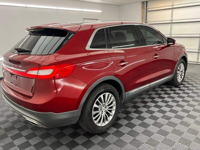 Used 2017 Lincoln MKX Select w/ Select Plus Package FWD image 19