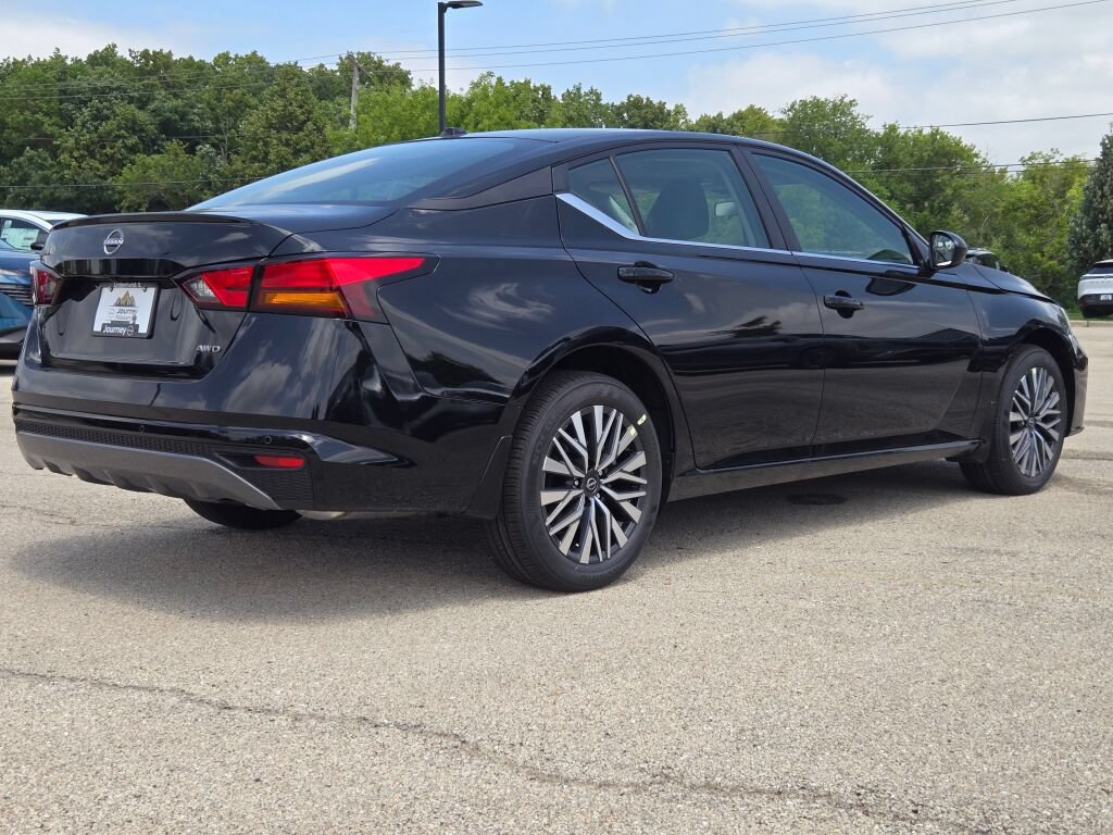 New 2026 Nissan Altima 2.5 SV AWD/4WD image 13