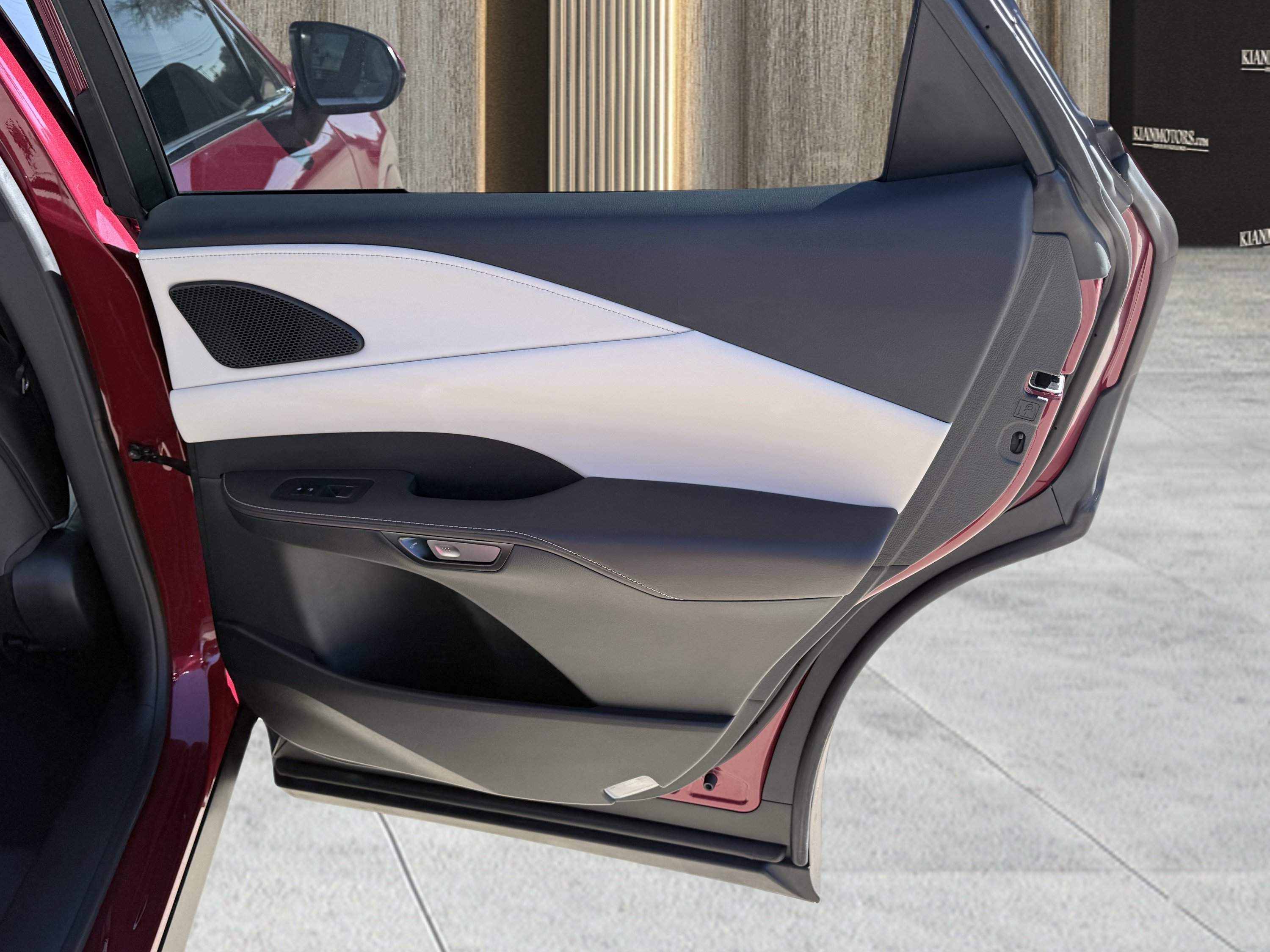 Used 2025 Lexus RX 350 Premium Plus w/ Convenience Package image 39