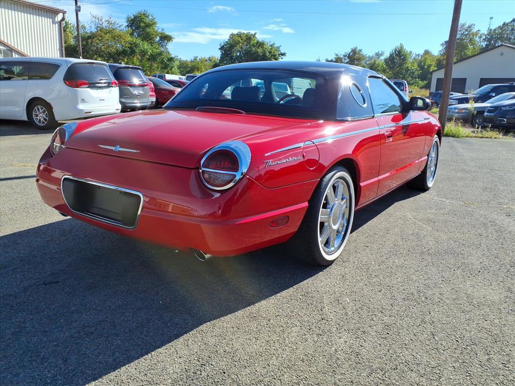 Used 2004 Ford Thunderbird Deluxe image 3