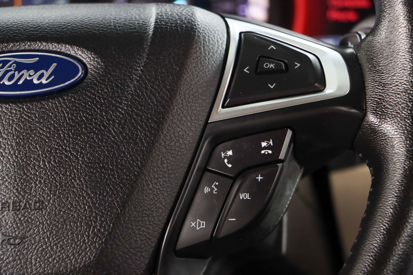 Used 2019 Ford Fusion SEL image 14