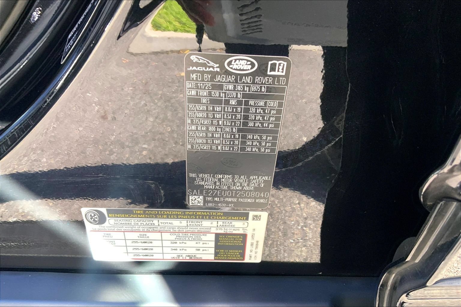 Certified 2026 Land Rover Defender 110 X-Dynamic SE AWD/4WD image 32
