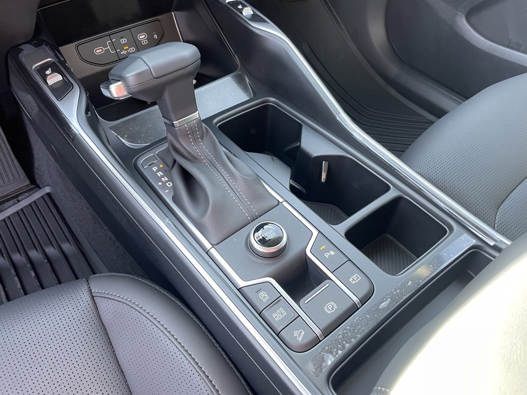 New 2026 Kia Sorento S w/ S Panoramic Sunroof Package image 16