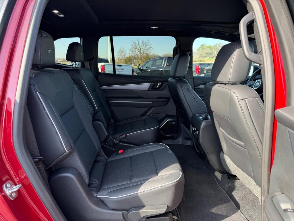 New 2026 Buick Enclave Sport Touring w/ Power Package image 7