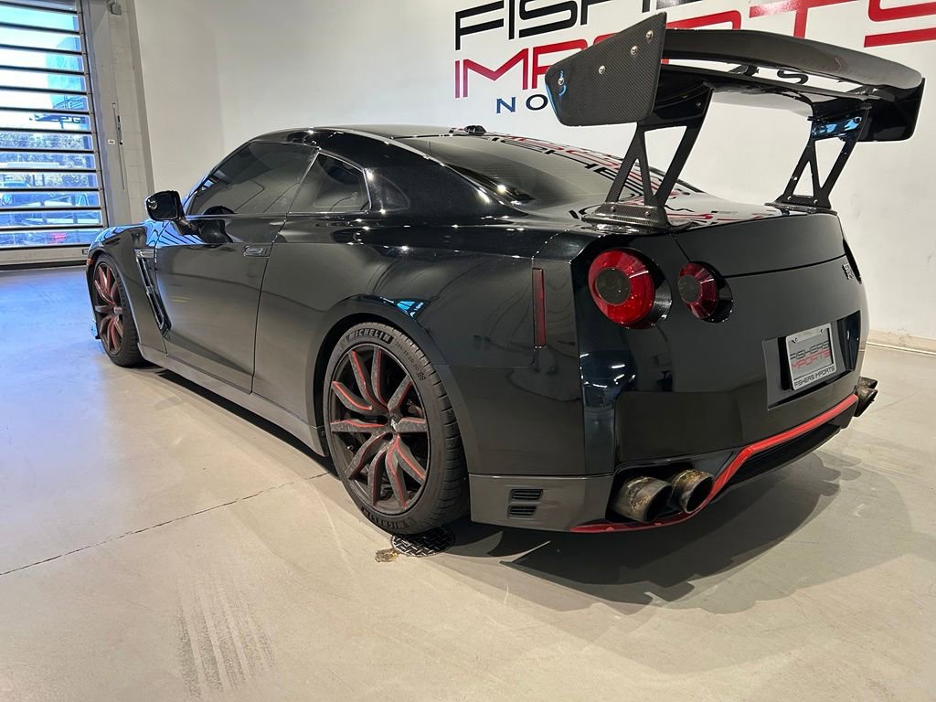 Used 2014 Nissan GT-R Premium AWD/4WD image 5