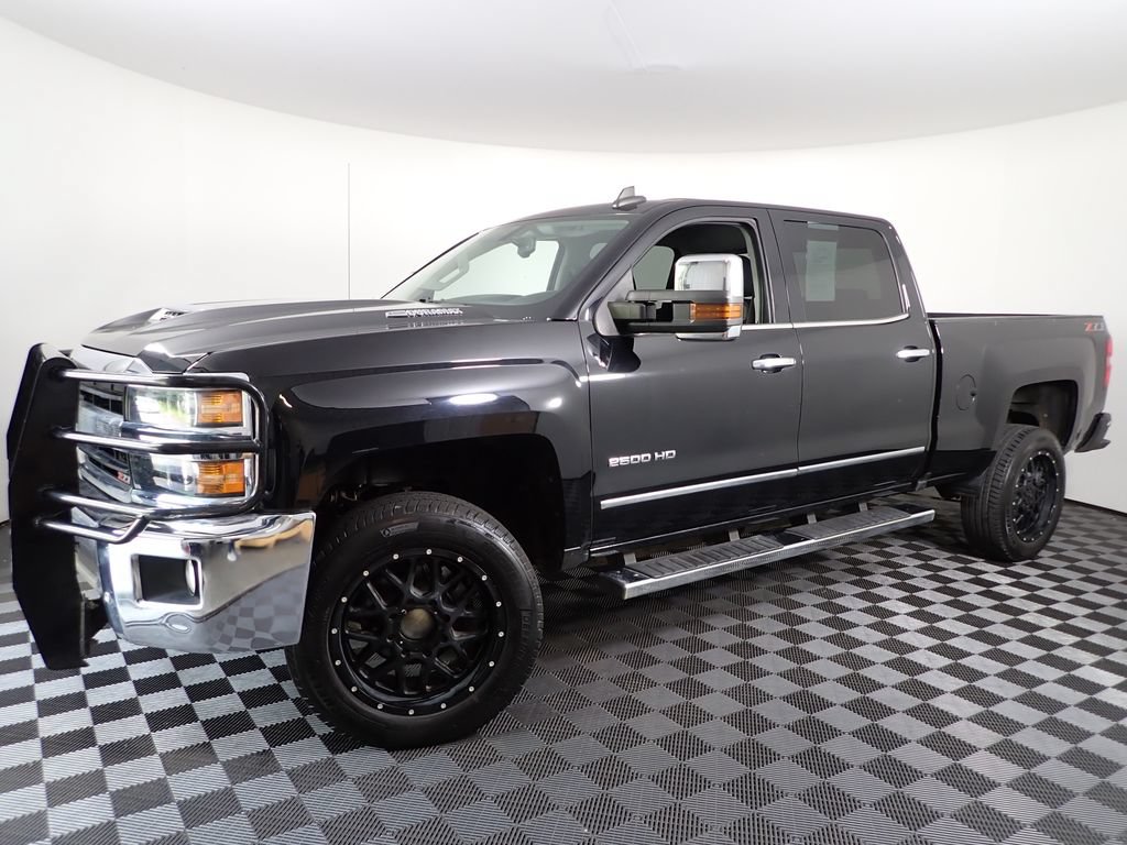 Used 2019 Chevrolet Silverado 2500 LTZ w/ Duramax Plus Package AWD/4WD image 11