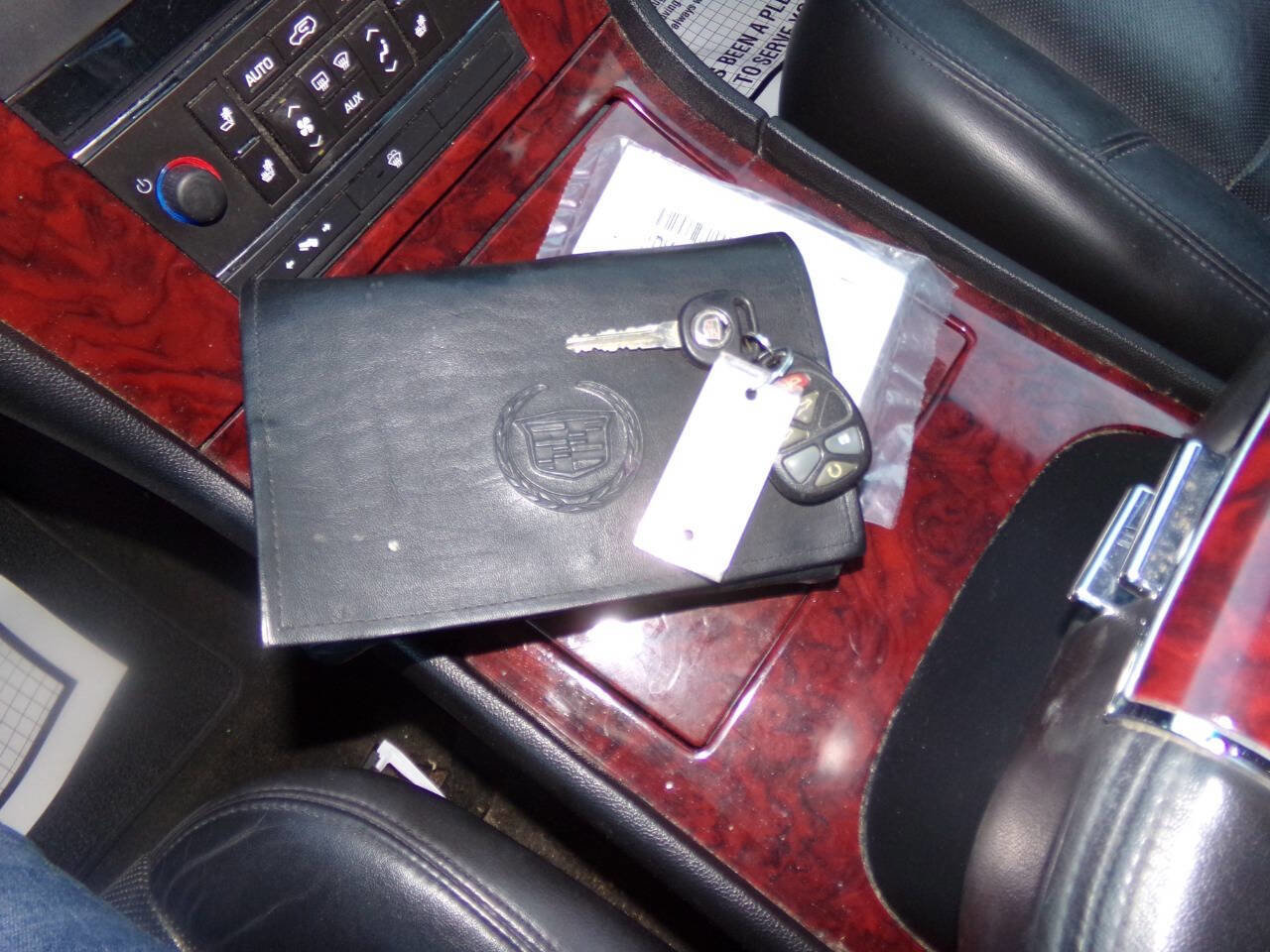 Used 2007 Cadillac Escalade AWD image 71