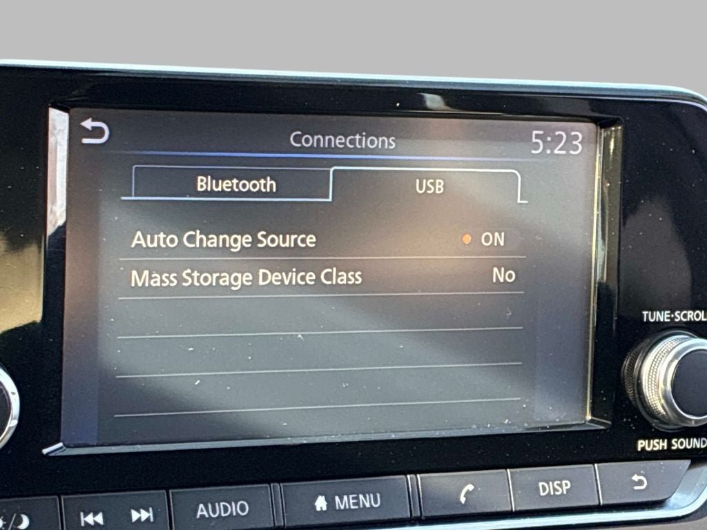 Used 2024 Nissan Altima 2.5 S FWD image 32