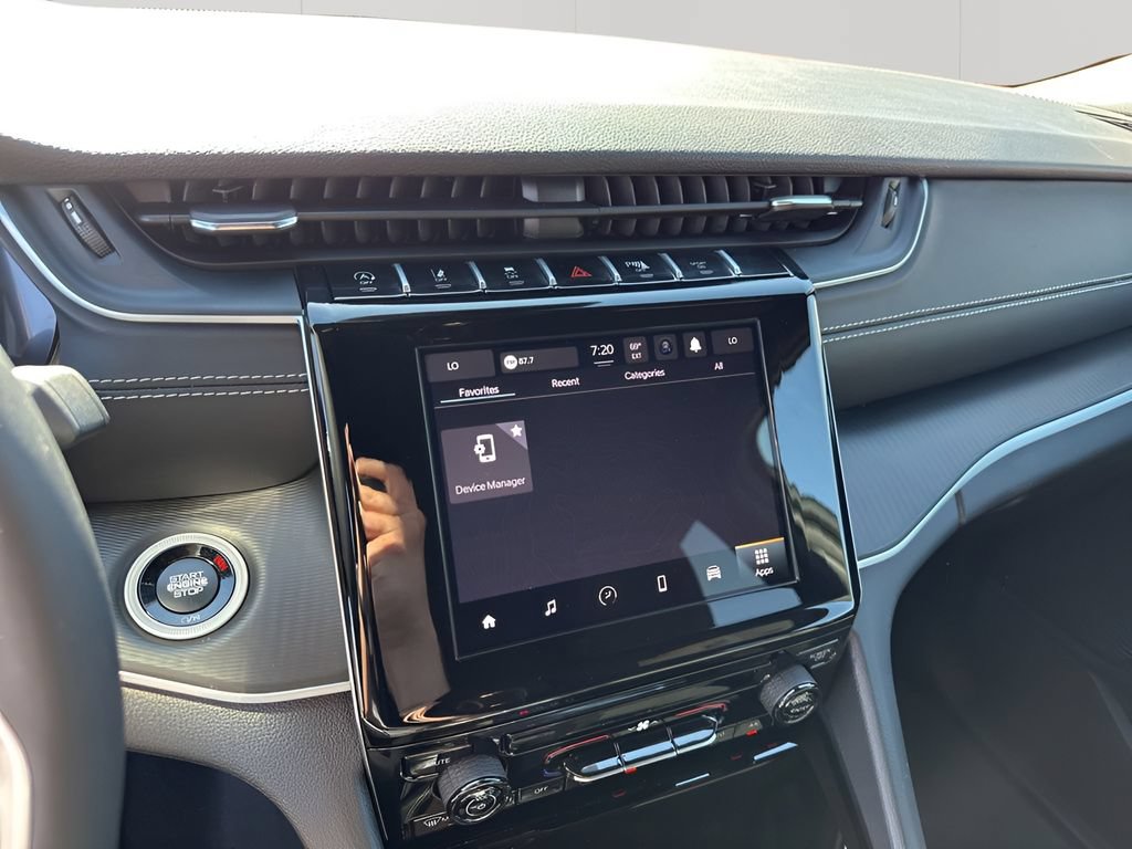 New 2026 Jeep Grand Cherokee Laredo RWD image 37