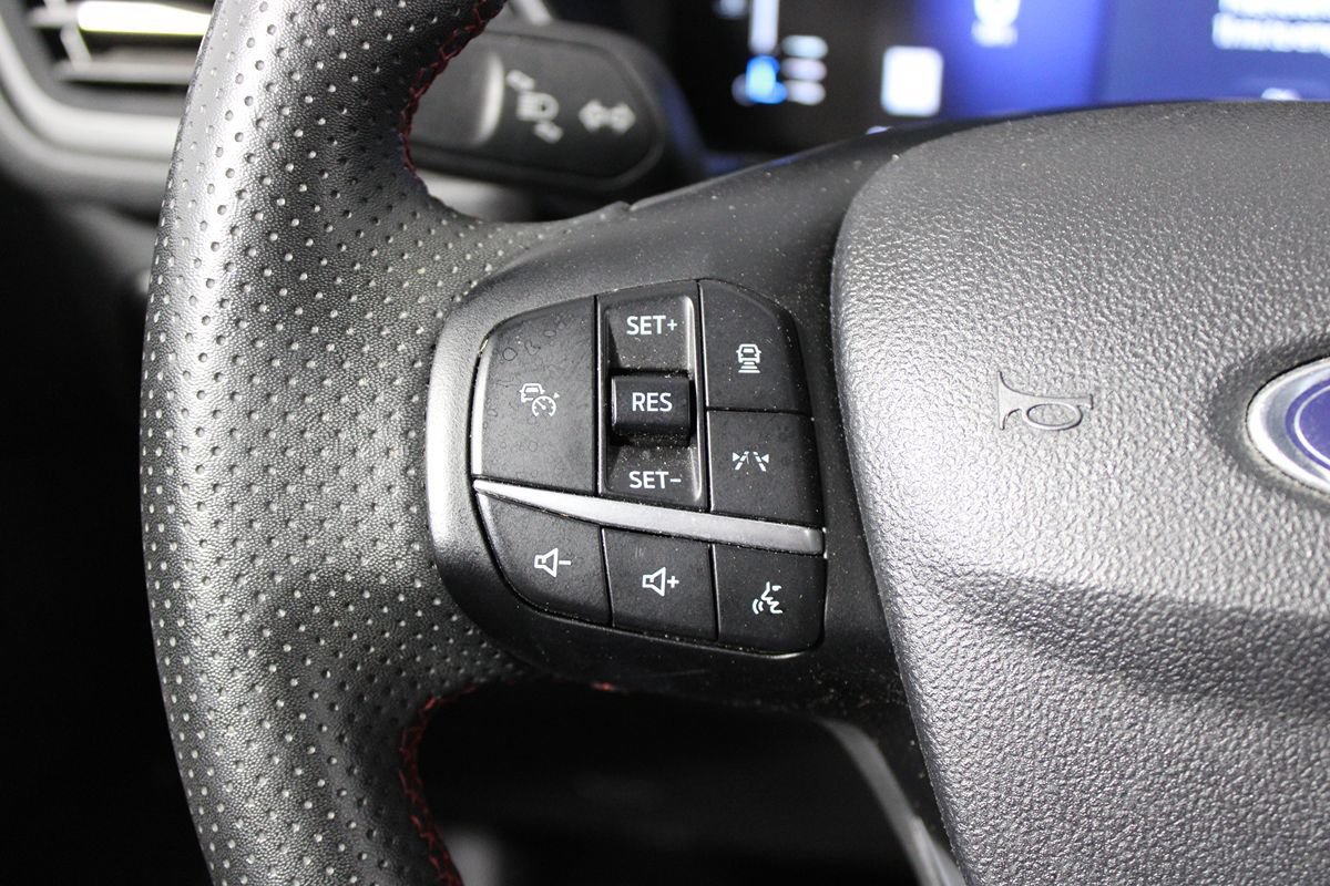 Used 2023 Ford Escape ST-Line w/ Equipment Group 301A FWD image 18
