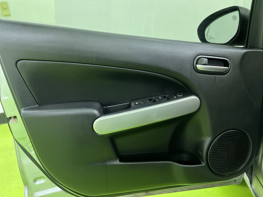 Used 2012 MAZDA MAZDA2 Sport FWD image 16
