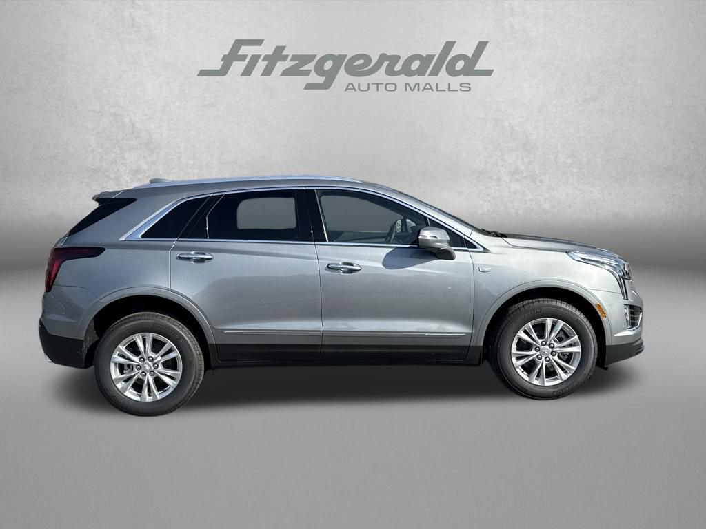 New 2026 Cadillac XT5 Luxury image 4