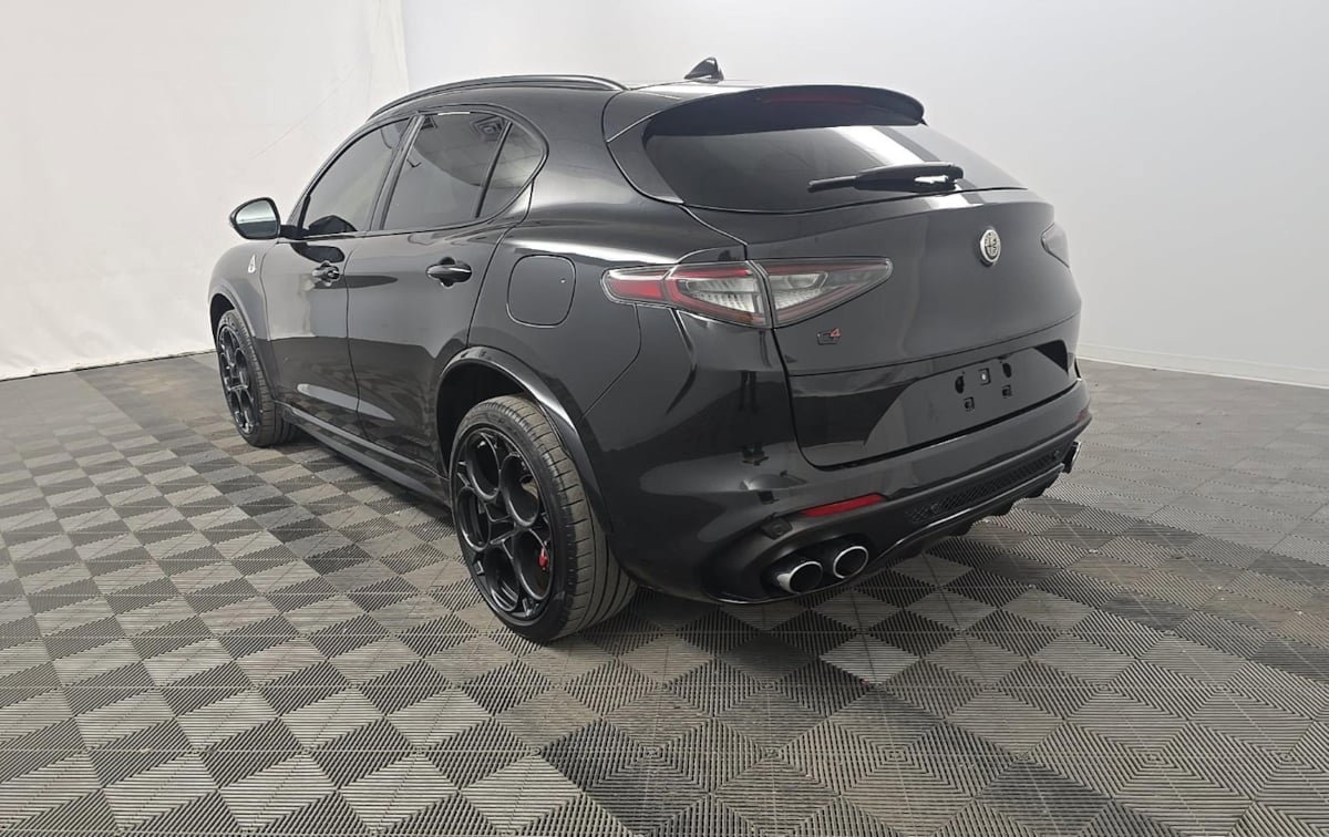 Used 2024 Alfa Romeo Stelvio Quadrifoglio w/ Active Assist Plus Package AWD/4WD image 5