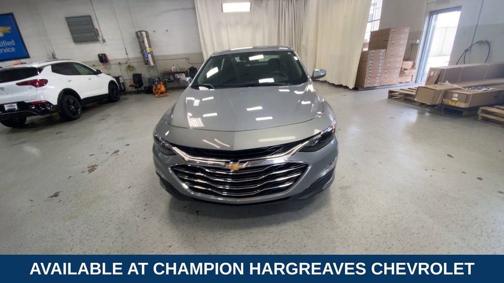 Used 2024 Chevrolet Malibu LT FWD image 3