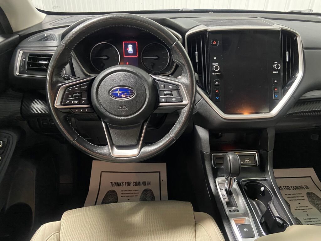 Used 2023 Subaru Ascent Premium w/ Convenience Package image 4