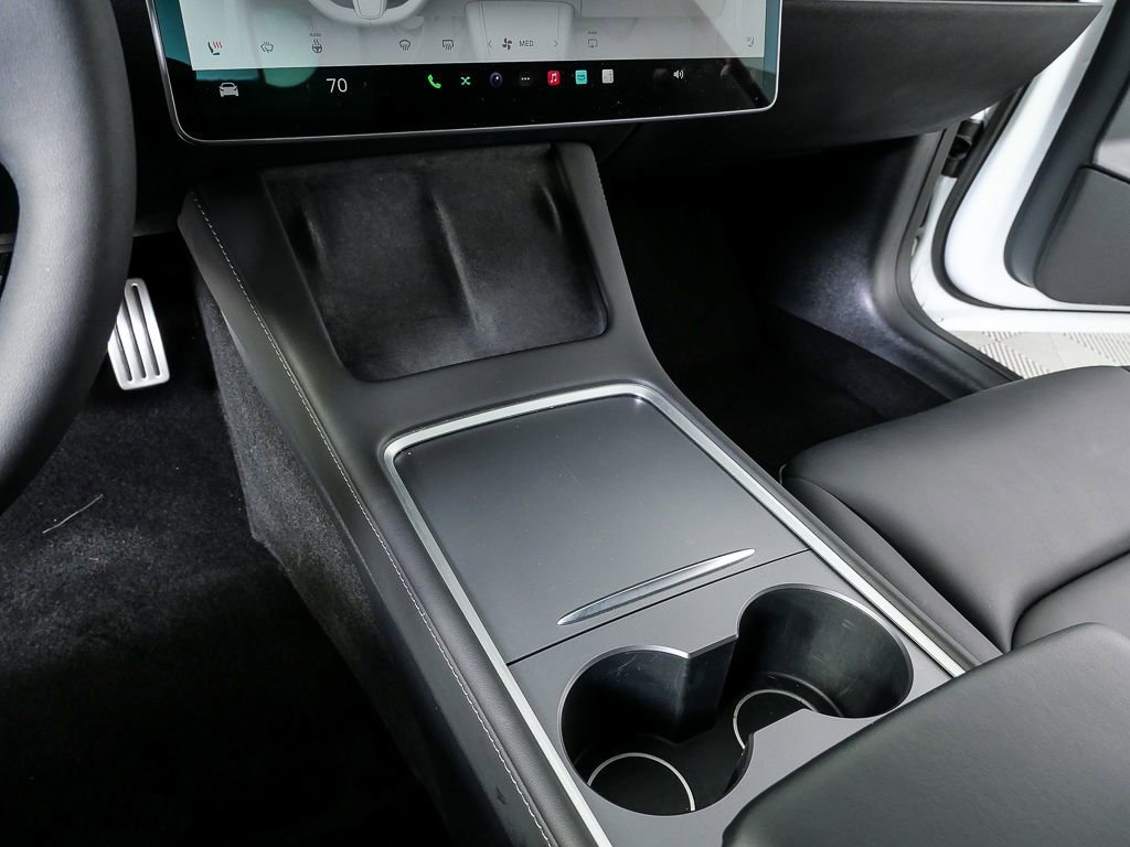 Used 2023 Tesla Model 3 Performance image 16