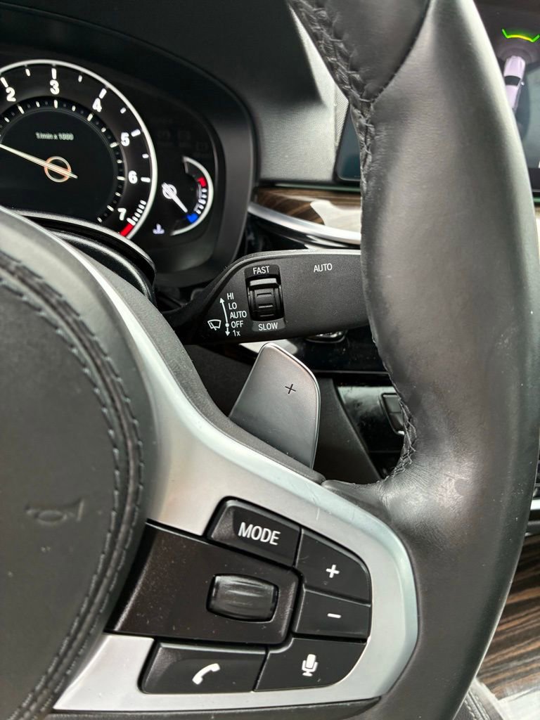 Used 2019 BMW 530i xDrive w/ M Sport Package image 26