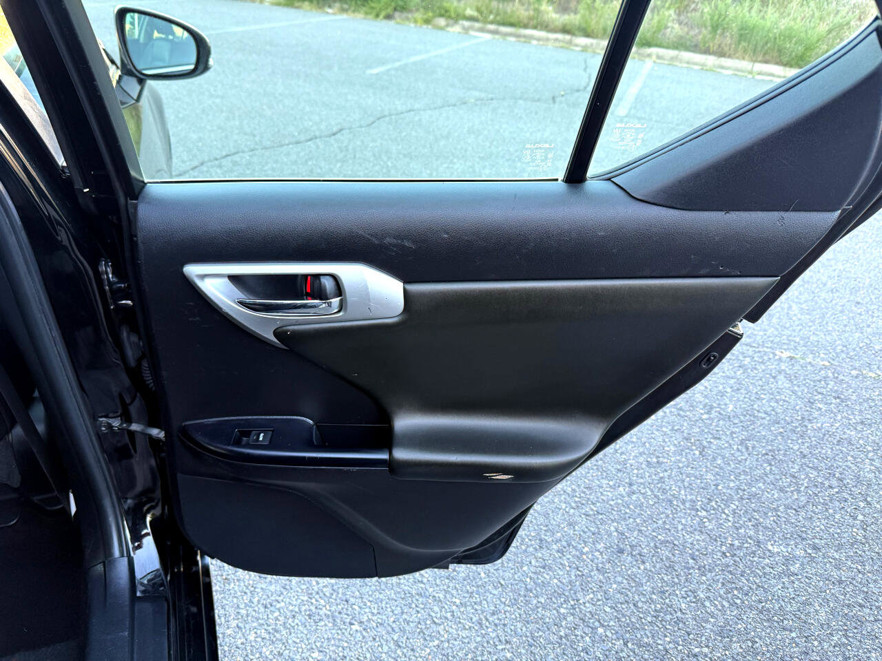 Used 2013 Lexus CT 200h image 24