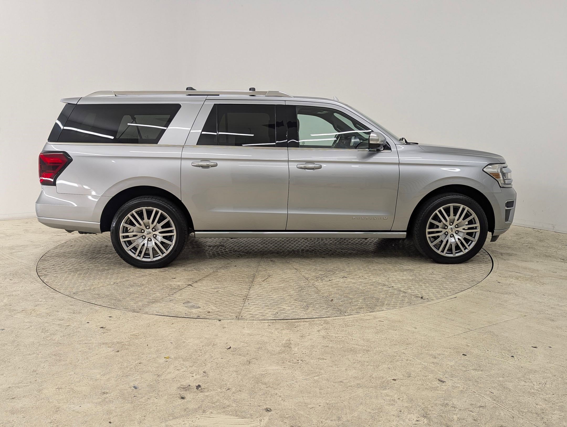 Certified 2023 Ford Expedition Max Platinum image 7