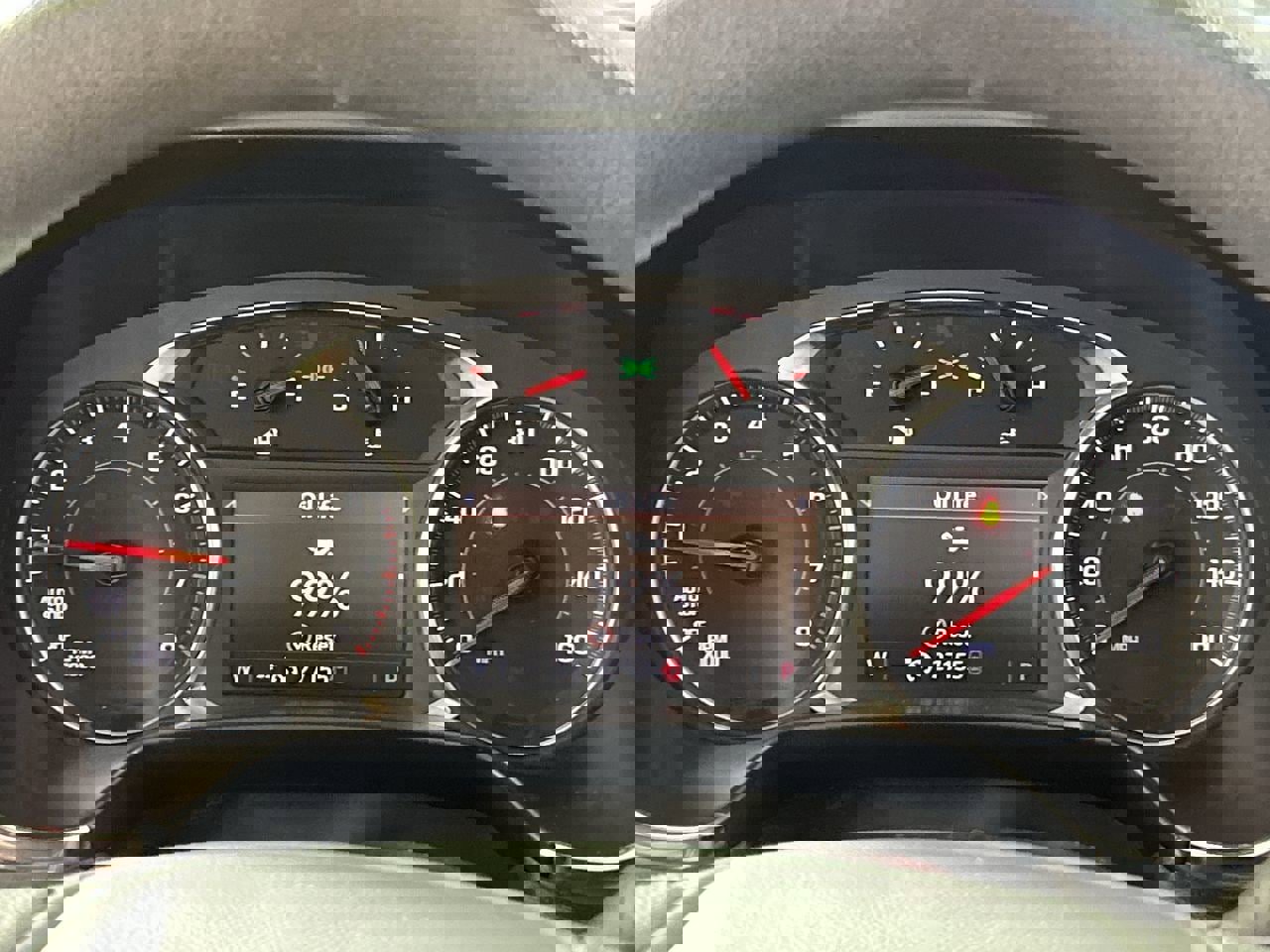 Used 2025 Chevrolet Blazer LT FWD image 14