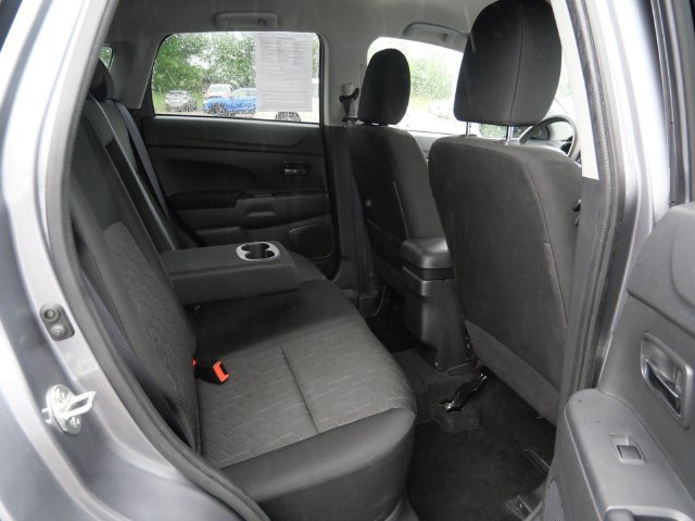 Used 2024 Mitsubishi Outlander Sport ES AWD/4WD image 10
