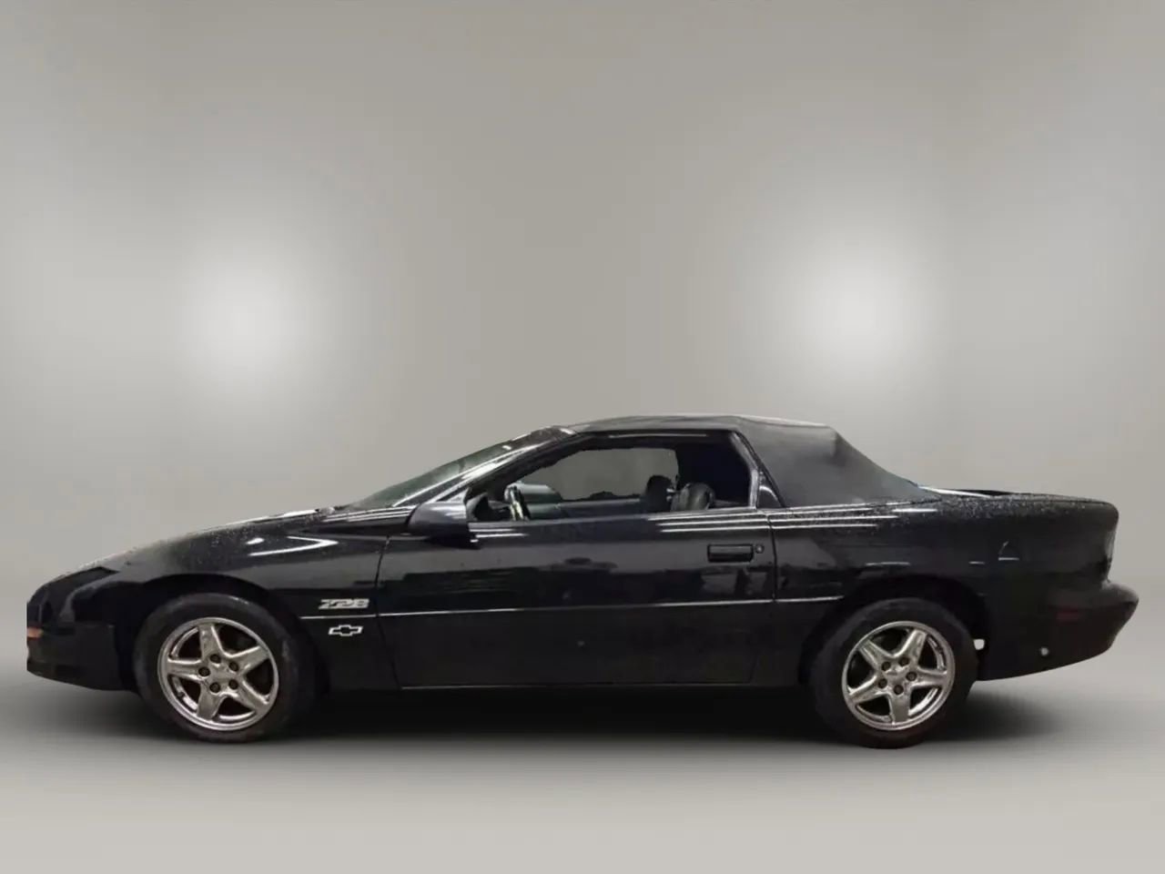 Used 1997 Chevrolet Camaro Z28 w/ Preferred Equipment Group 2 image 2