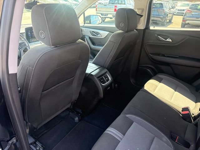 Used 2025 Chevrolet Blazer LT FWD image 21