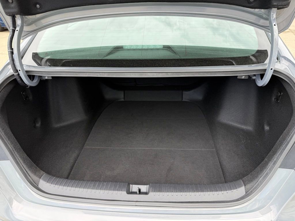 Used 2023 Honda Accord EX-L image 18
