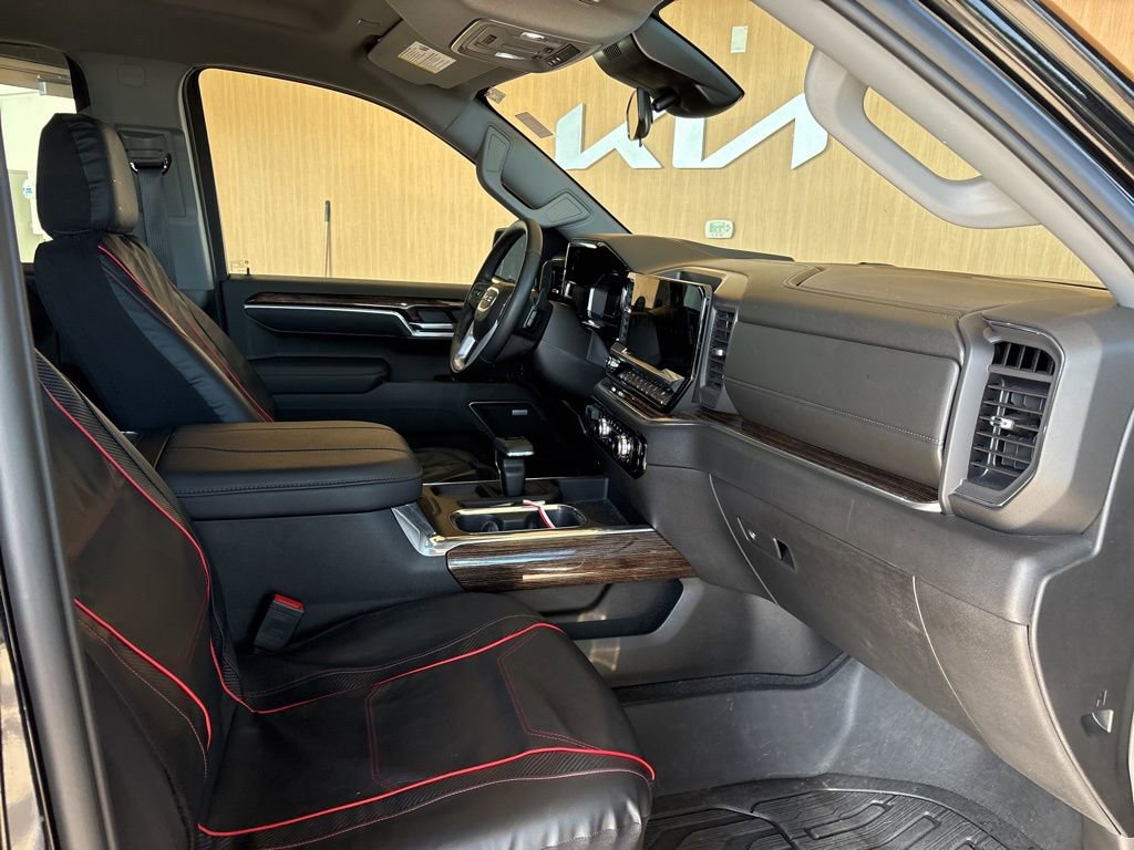 Used 2025 GMC Sierra 1500 Elevation w/ Elevation Premium Package AWD/4WD image 24