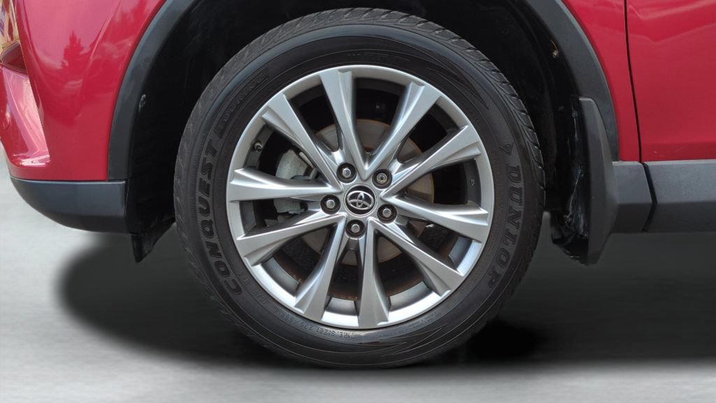 Used 2017 Toyota RAV4 Limited FWD image 27