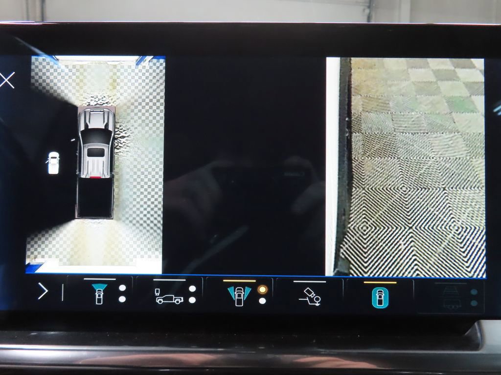 Used 2024 Chevrolet Silverado 2500 High Country w/ High Country Premium Package image 22