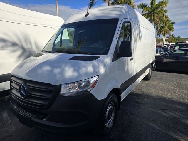 Used 2023 Mercedes-Benz Sprinter 2500 image 25