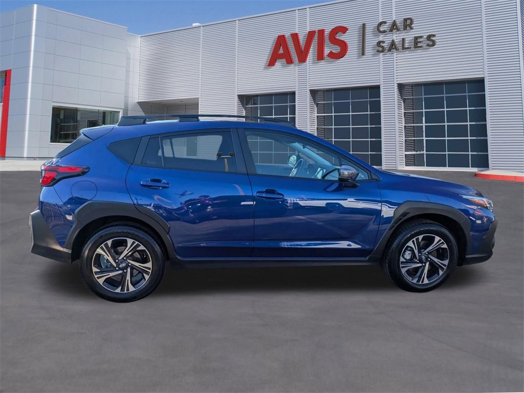 Used 2024 Subaru Crosstrek 2.0i Premium image 5