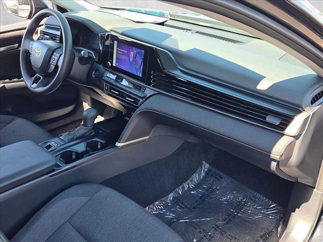 Used 2025 Toyota Camry LE image 21