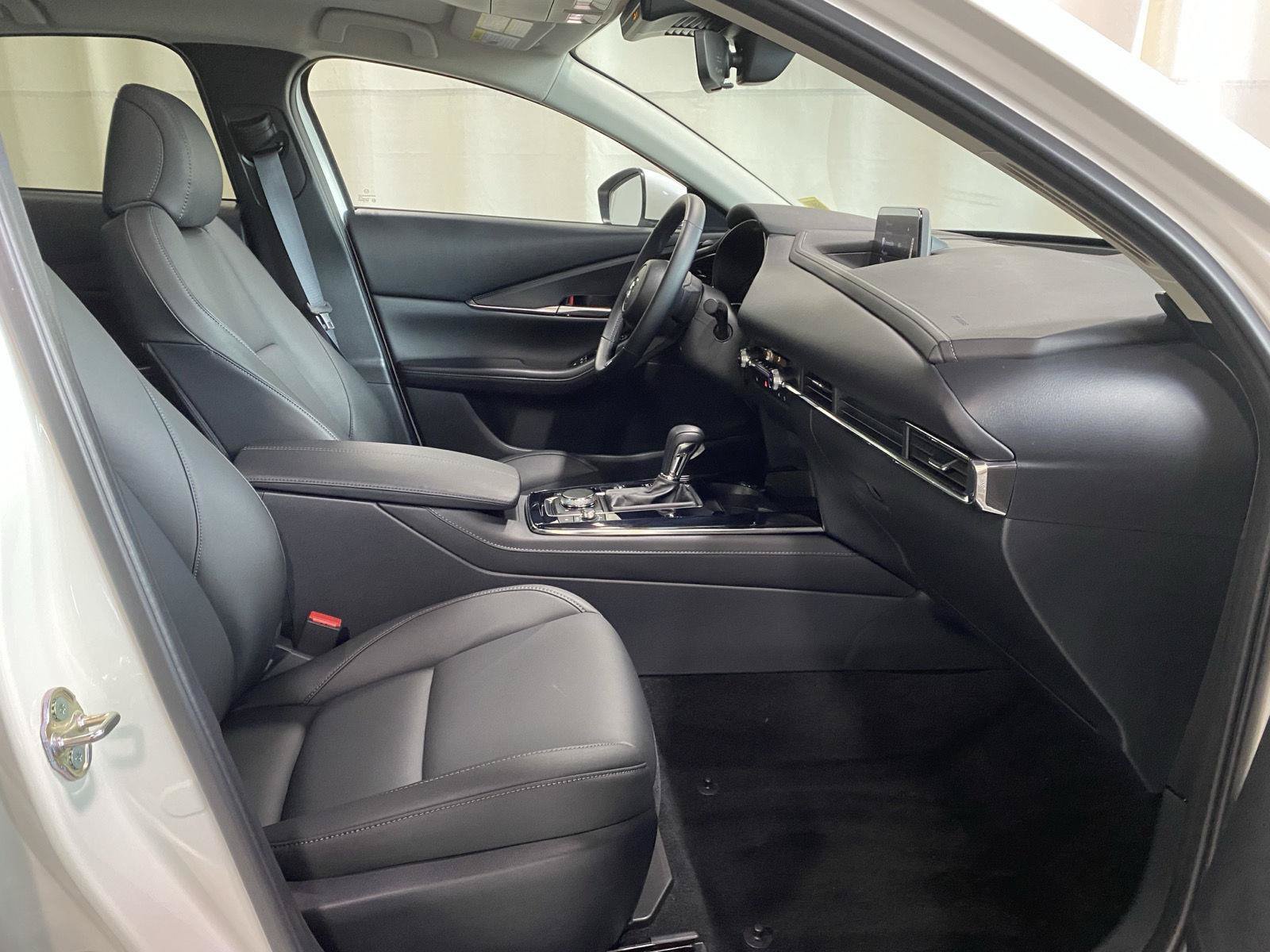 Certified 2025 MAZDA CX-30 AWD 2.5 S w/ Preferred Package image 11