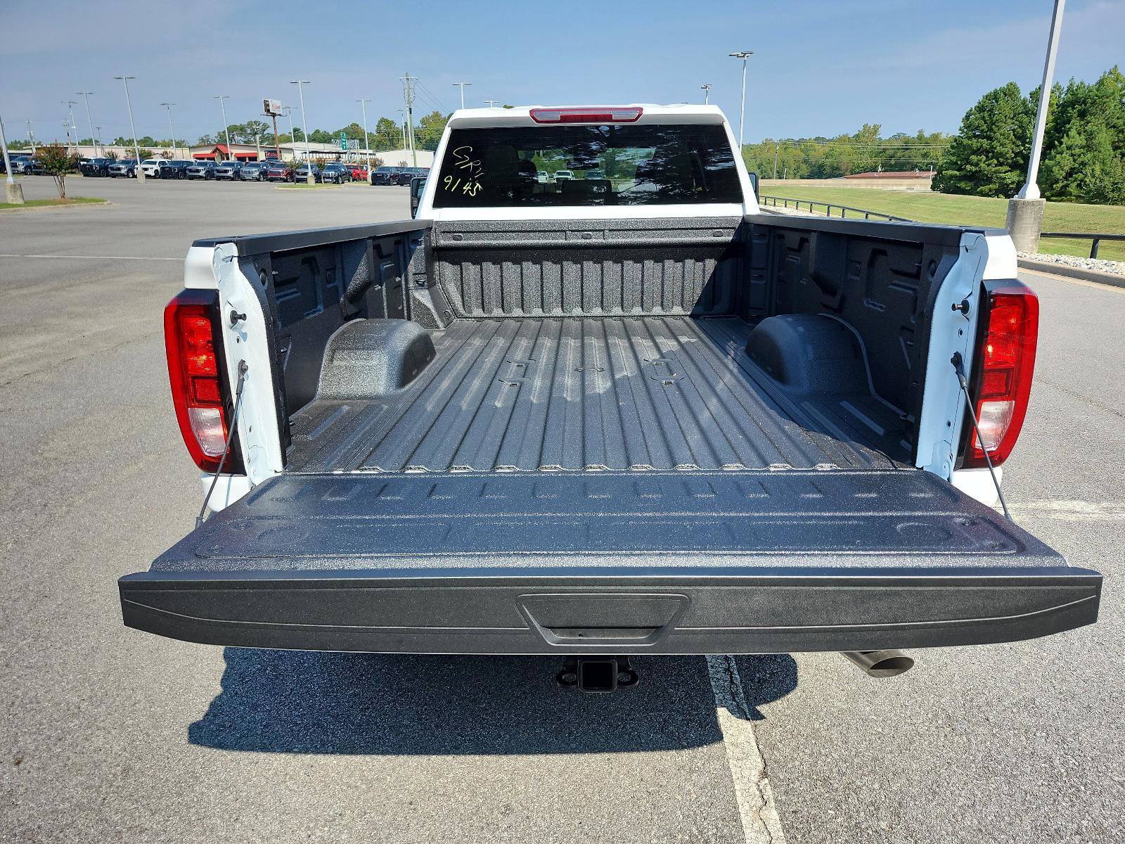 New 2026 GMC Sierra 2500 Pro image 9