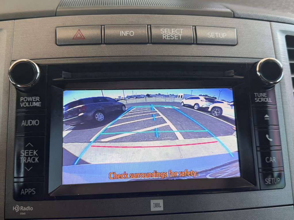 Used 2013 Toyota Venza XLE w/ XLE Premium Pkg AWD/4WD image 12