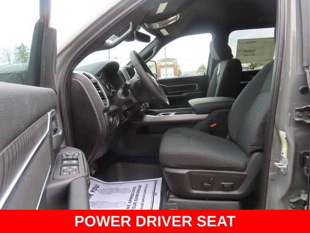 New 2026 RAM 3500 Big Horn AWD/4WD image 19