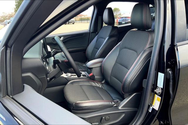 New 2024 Ford Escape ST-Line w/ Tech Pack #1 image 9