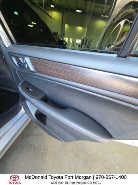 Used 2016 Subaru Legacy 2.5i Limited AWD/4WD image 17