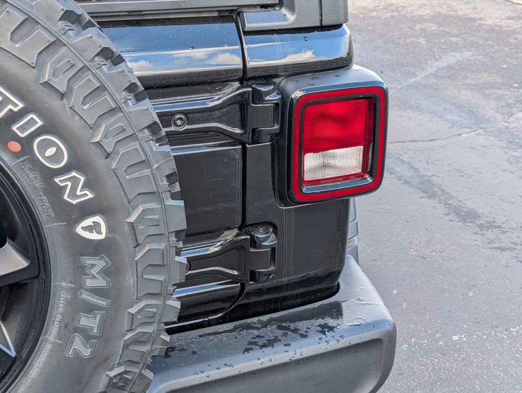 Used 2020 Jeep Wrangler Unlimited Sport AWD/4WD image 7