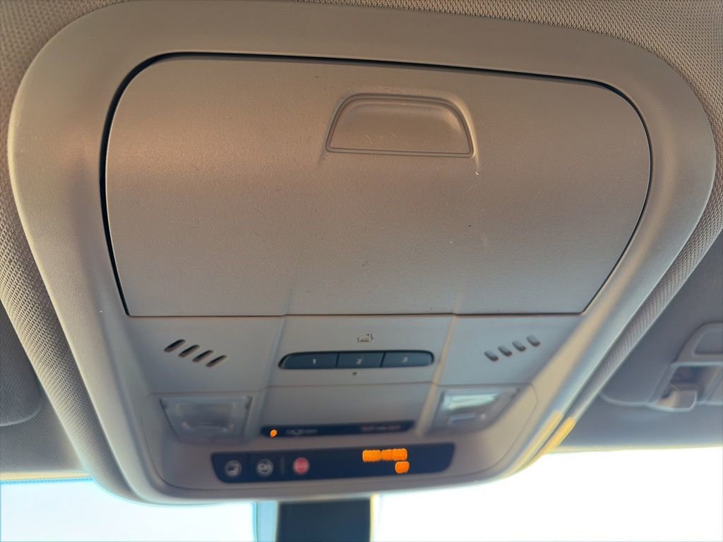 Certified 2018 Chevrolet Equinox LT image 39